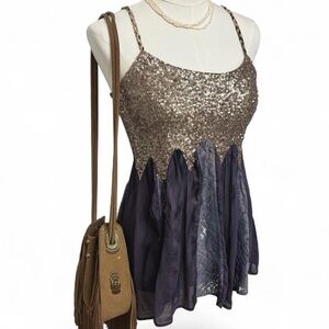 Gimmicks BKE desi gold sequins gray flowy tank top boho fairy country buckle
